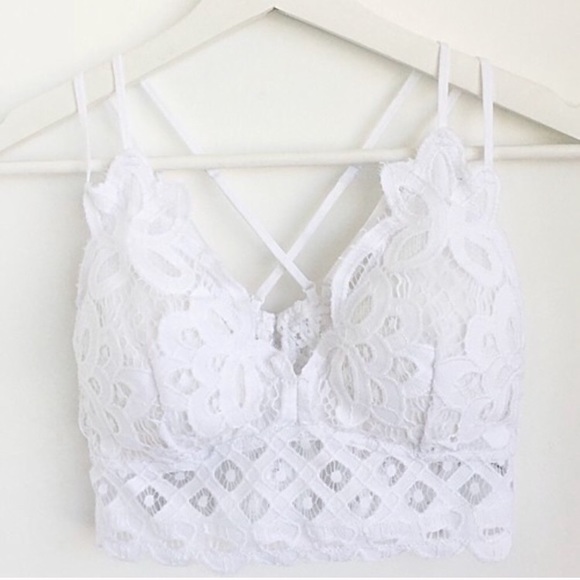 White Crochet Lace Double Strap Scallop Bralette - Picture 2 of 3